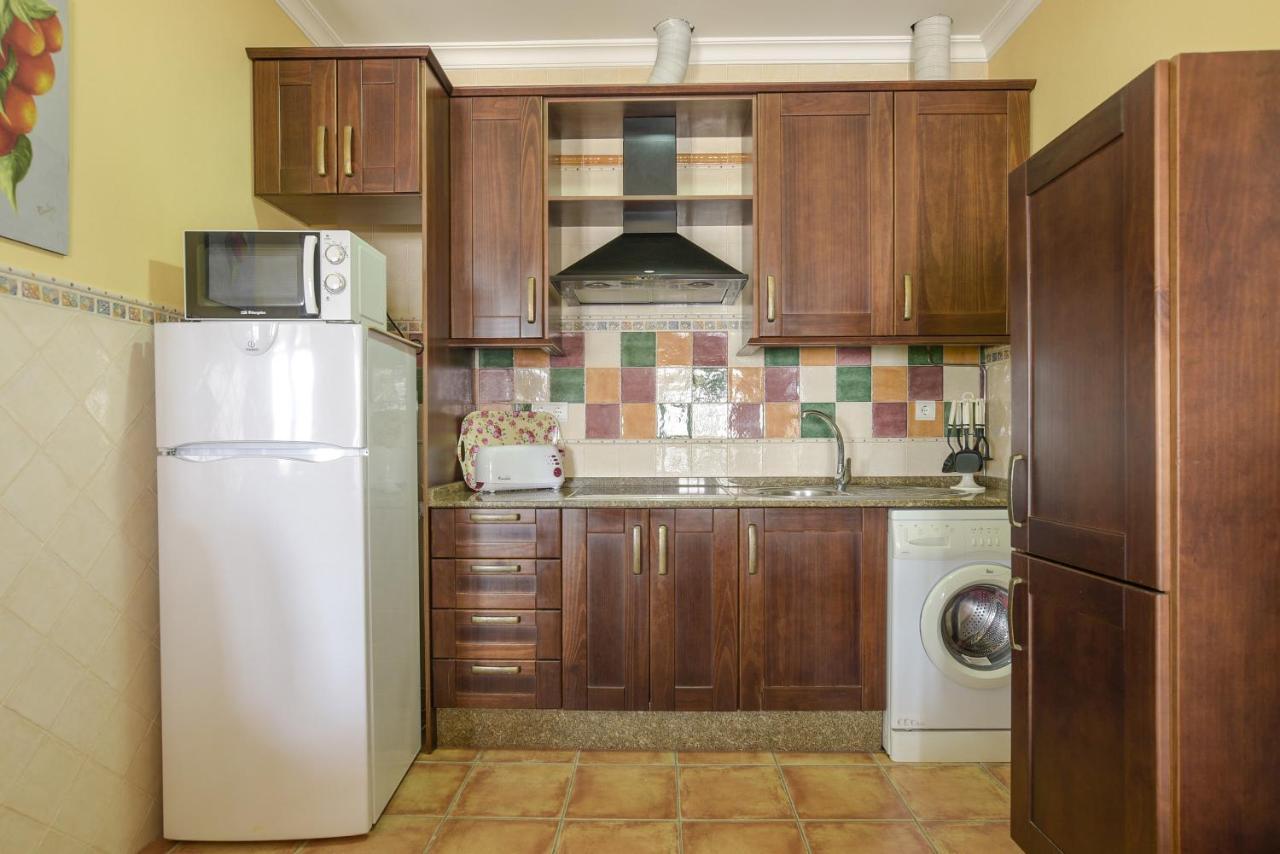 Villa Fuentes Solo Familias Кониль-де-ла-Фронтера Экстерьер фото